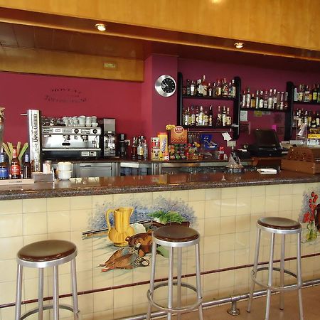 Hostal Torremirona ซาลท์ ภายนอก รูปภาพ