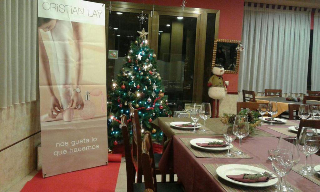 Hostal Torremirona ซาลท์ ภายนอก รูปภาพ
